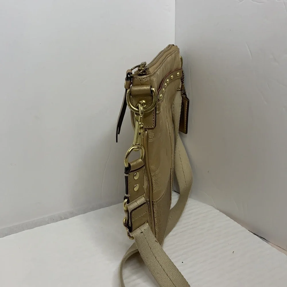 Coach Swingpack Stud Lurex Gold Jacquard CrossBody - Picture 2 of 9